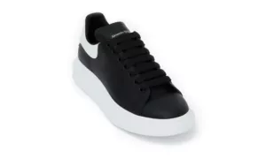 MQ – BLACK \ WHITE