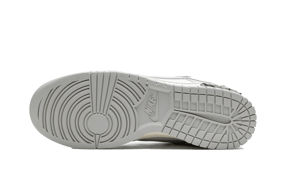 DNK LOW X OFF – LOT 49