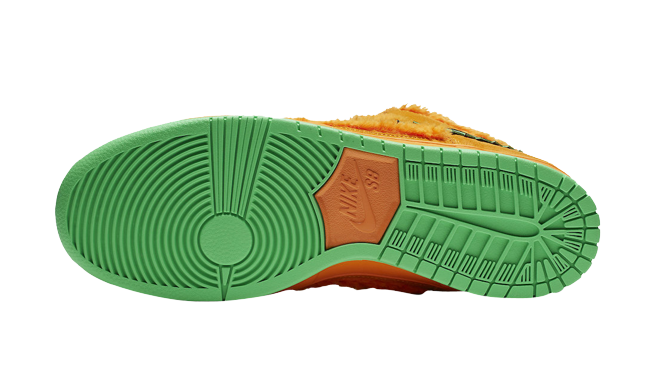 SB DNK LOW X GRATEFUL D – ORANGE BEAR